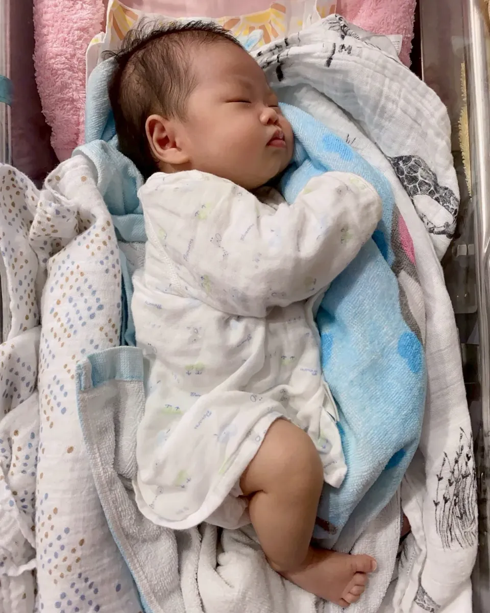 彤彤陪伴女兒早療復健的時刻 5
